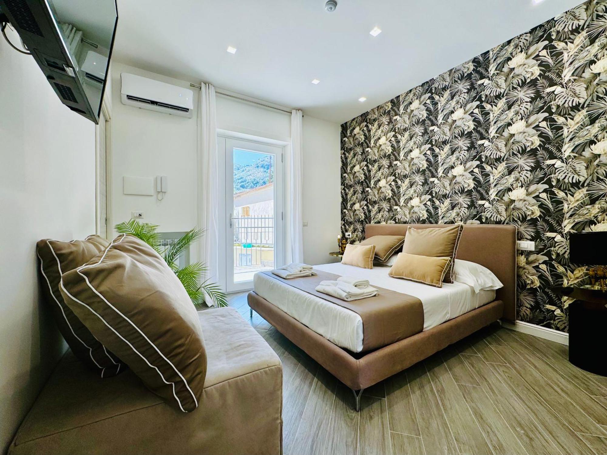Yourhome - Santa Lucia Rooms Sorrento Kültér fotó