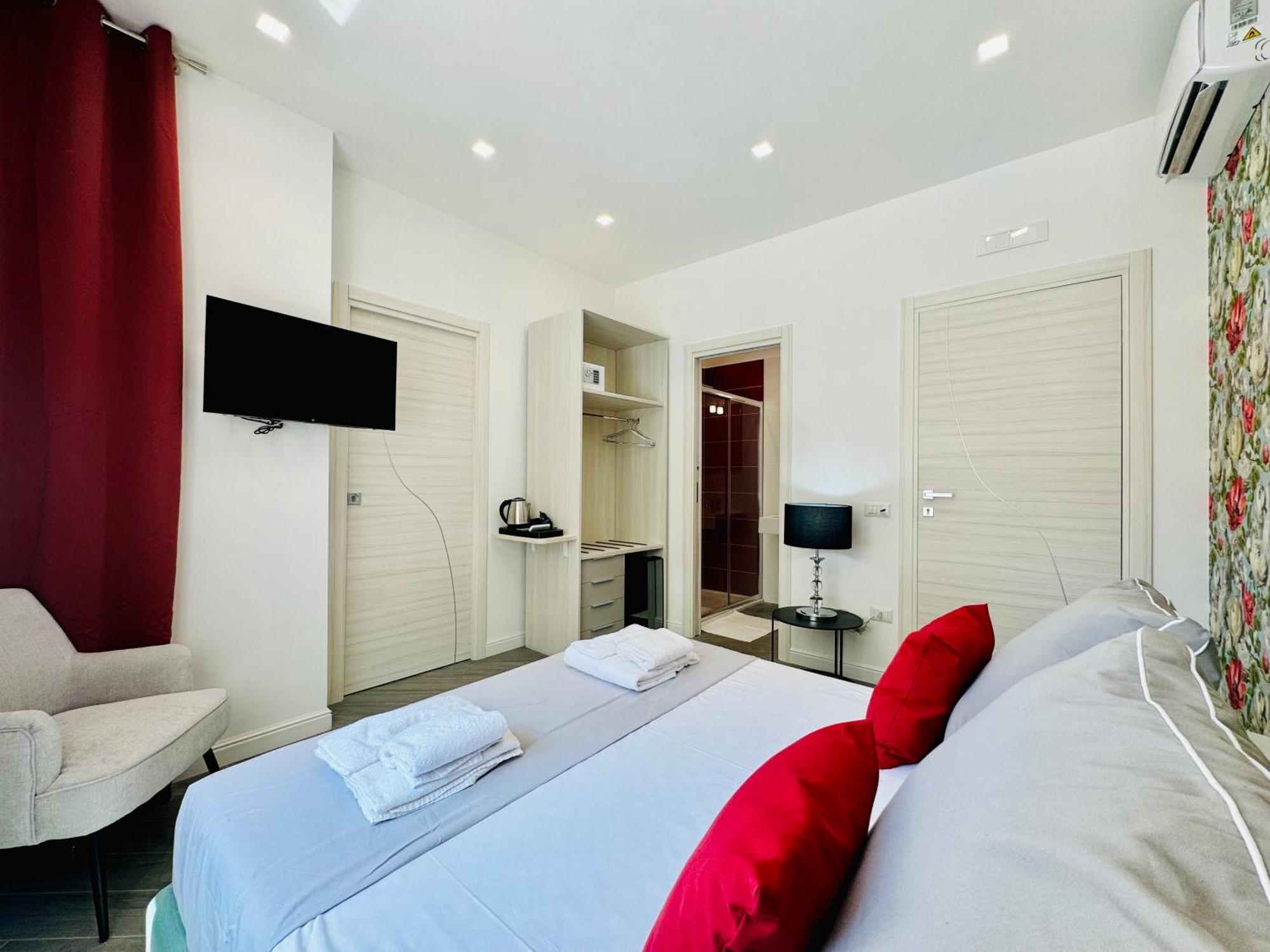 Yourhome - Santa Lucia Rooms Sorrento Kültér fotó